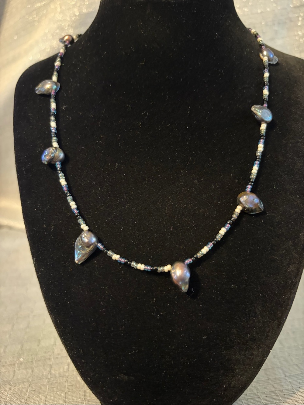 Iridescent Black Pearl Bead Necklace